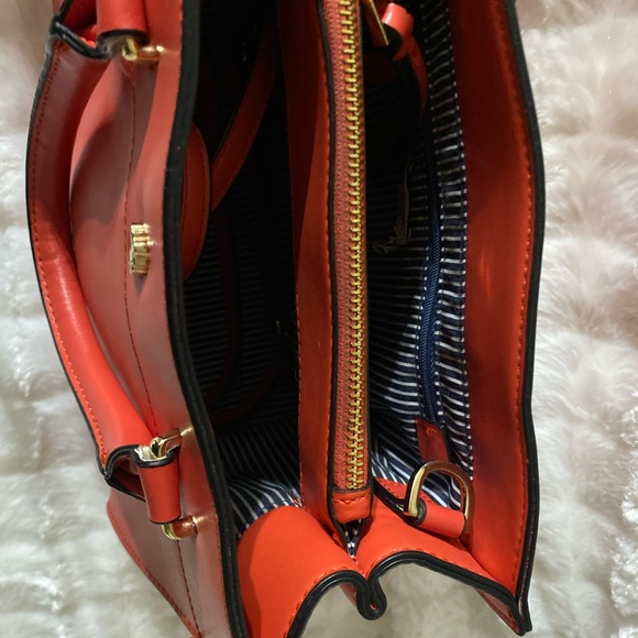 Pre-owned Small Crown and Ivy Tote Bag with strap, Coral Color - Picture 9 of 14